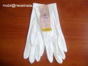 Białe rękawiczki drogówki